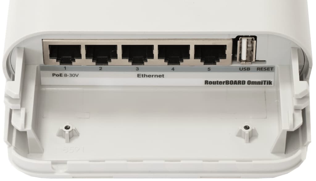 MikroTik RBOmniTikU-5HnD - MikroTik OmniTIK UPA-5HnD 5 GHz Mimo POE Out AP (4 port POE çıkışlı)